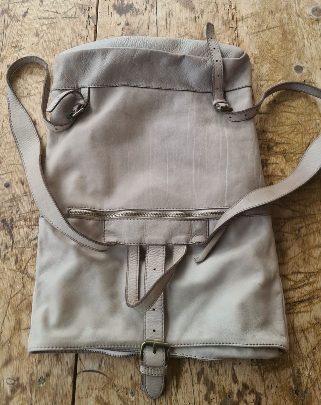 Zaini: Leder Rucksack  – Usato da Lausen venduto da Nashorn19 3