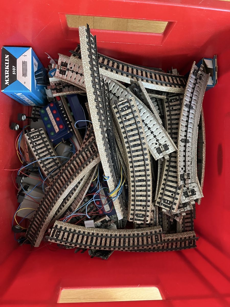 Märklin Modellini di ferrovie: Märklin Sammlung, Züge, Gleise – Usato da Meggen venduto da Ricardofrank 6