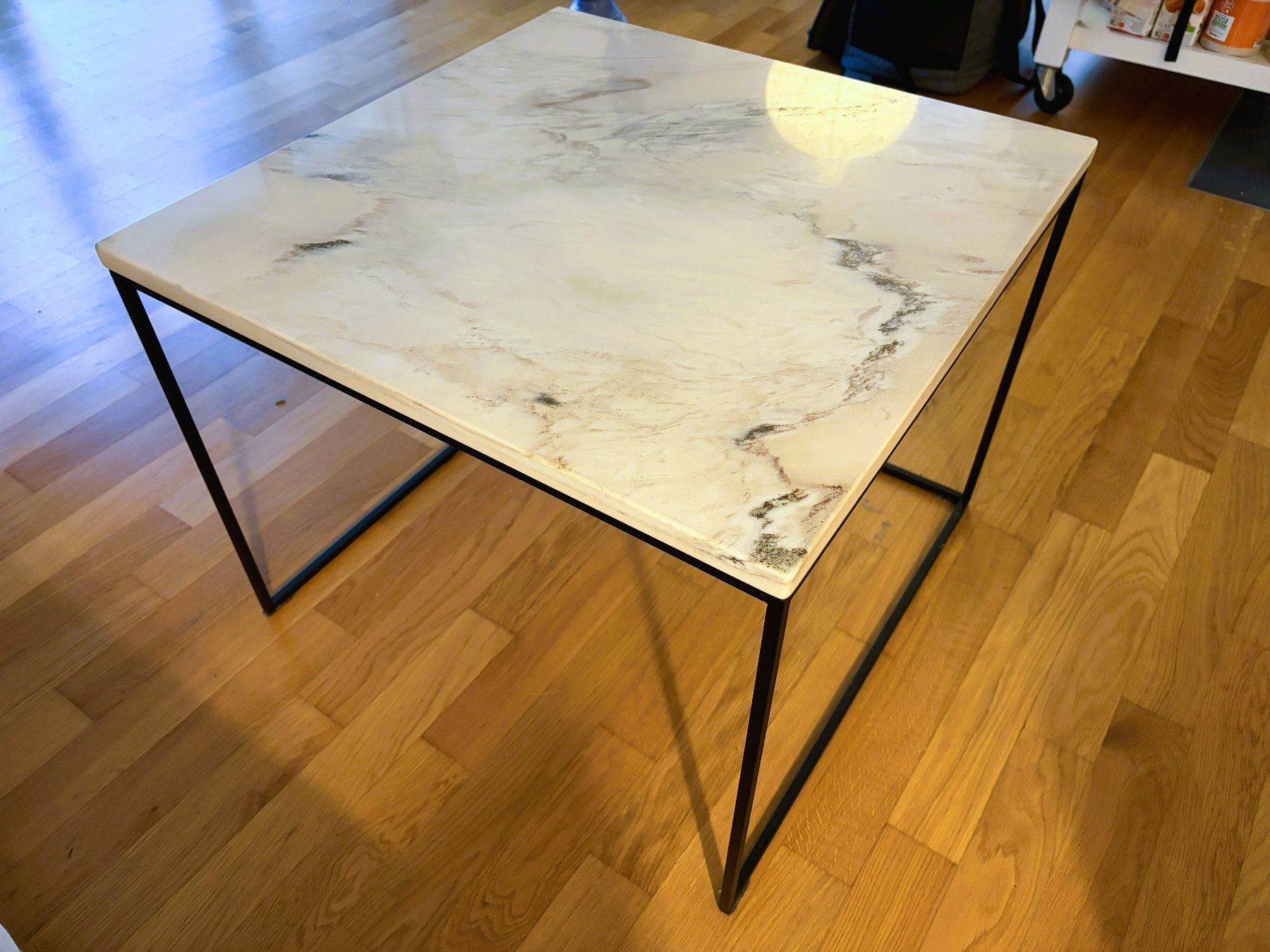 Tische: Couch Table, brazilian marble – Gebraucht aus Gockhausen von MK11217