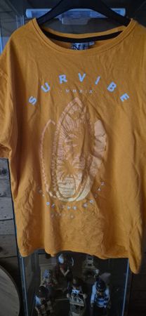 TShirt Orange mit Aufdruck Grösse M