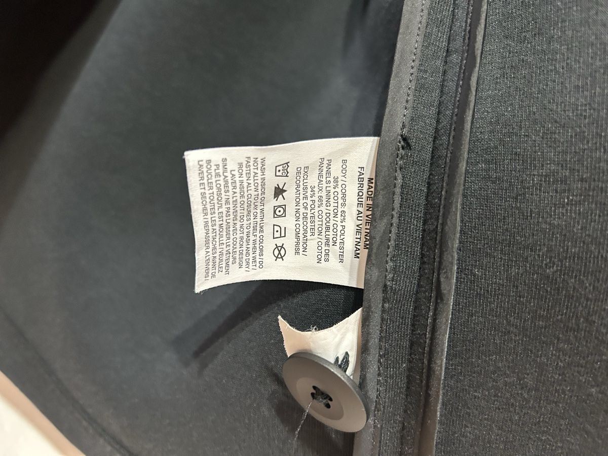 Mäntel: Wintermantel Nike Tech , Grösse M, Top Zustand! – Gebraucht aus Zürich von lazaro.99 4