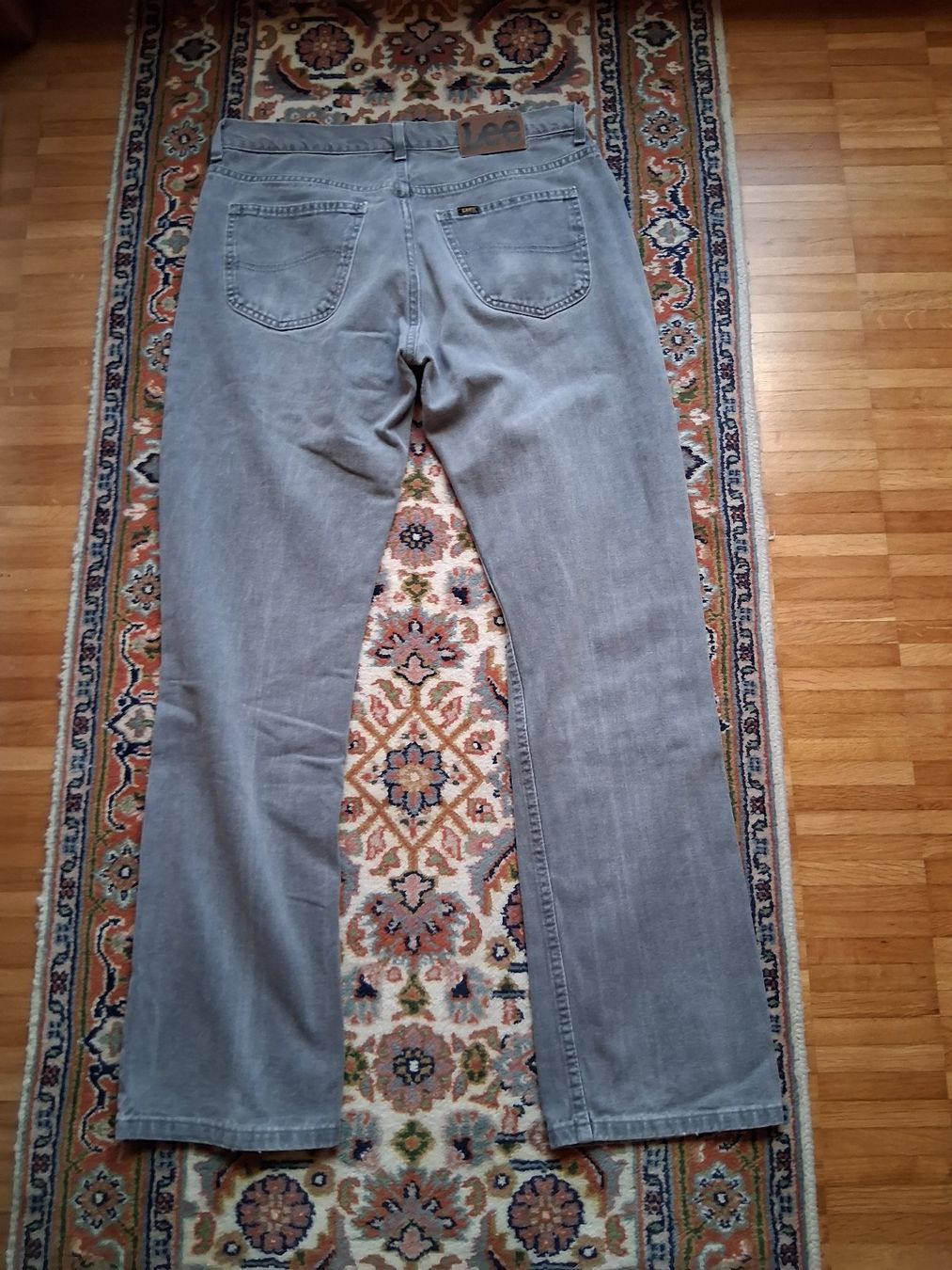 Lee Jeans: Graue Lee Jeans, Top Zustand – Usato da Grüt (Gossau) ZH venduto da Gimmiten 4