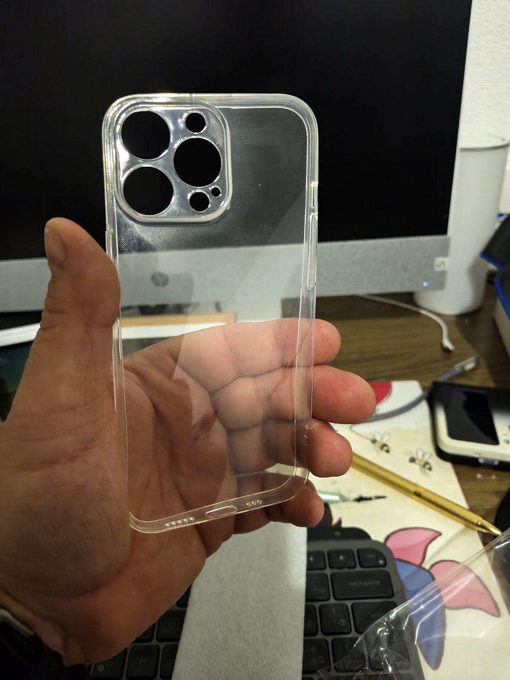 Apple Cover & Protezioni schermo: coque pour iPhone 13 pro silicone souple – Nuovo e nell'imballaggio originale da noréaz venduto da mepla76