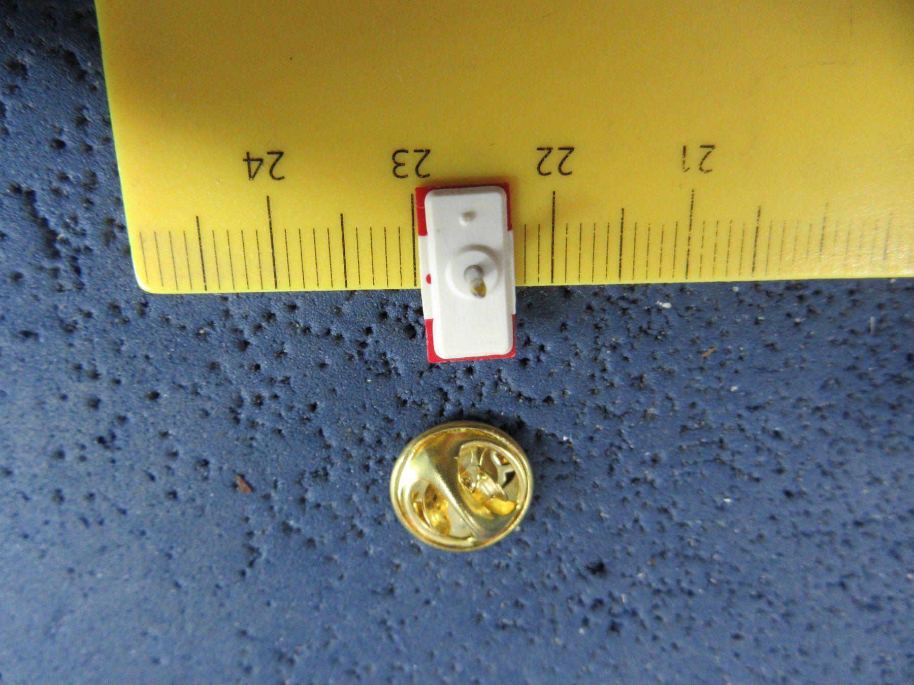 Placchette & Badge: CANADA PIN PVC – Usato da Ettingen venduto da Hausi4711 1