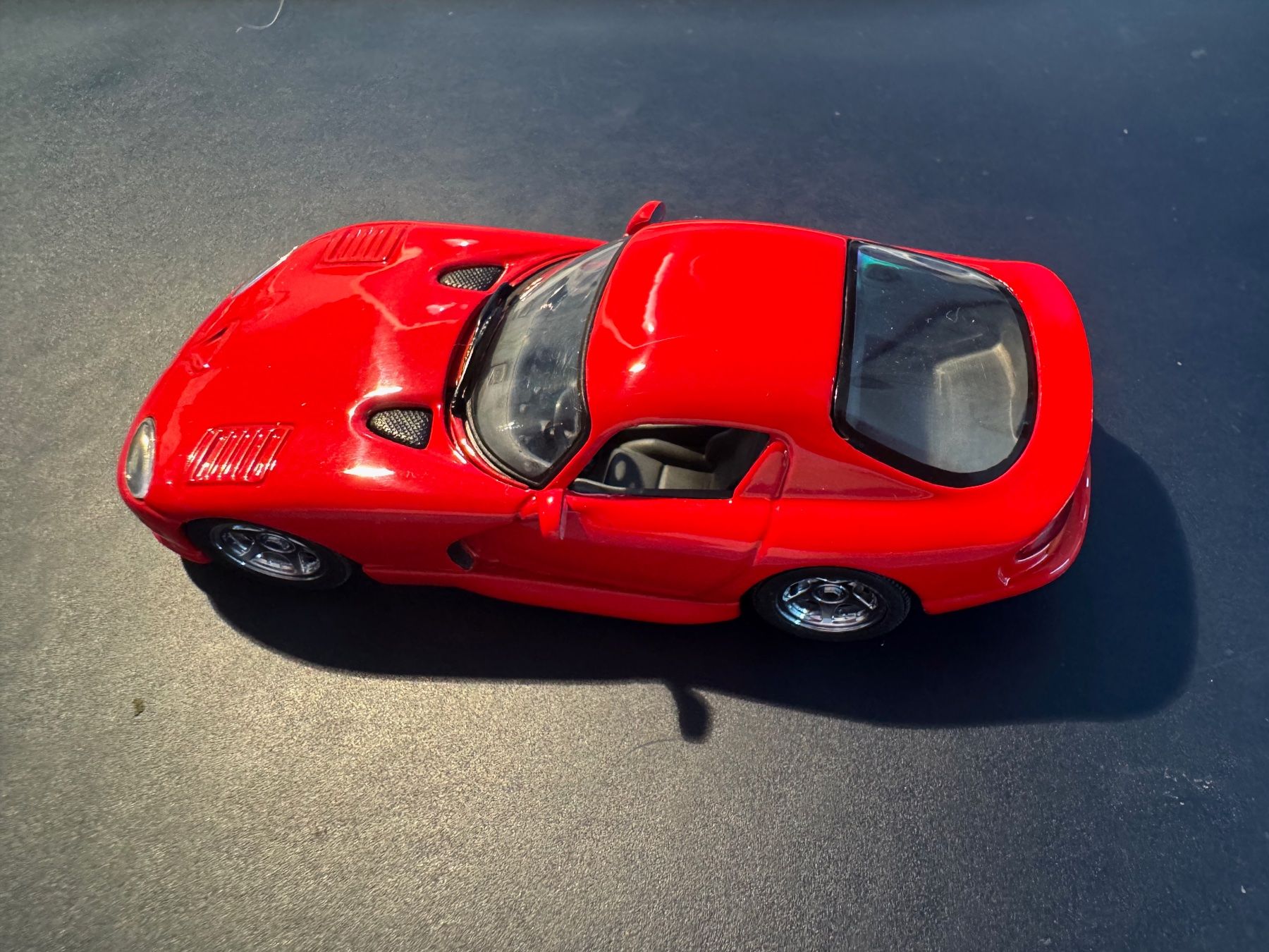Minichamps Modellautos: Dodge Viper – Gebraucht aus Court von Cedos