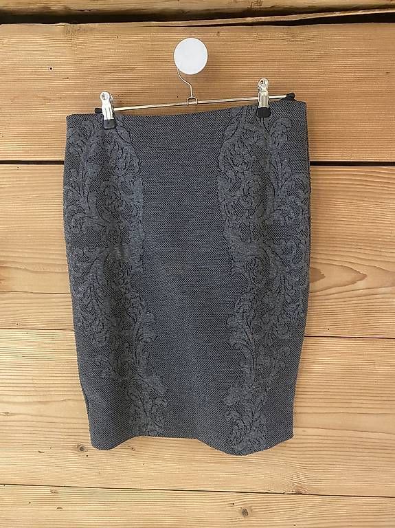 H&M Gonne: Rock H&M Gr.S – Usato da Bärau venduto da JeJeG