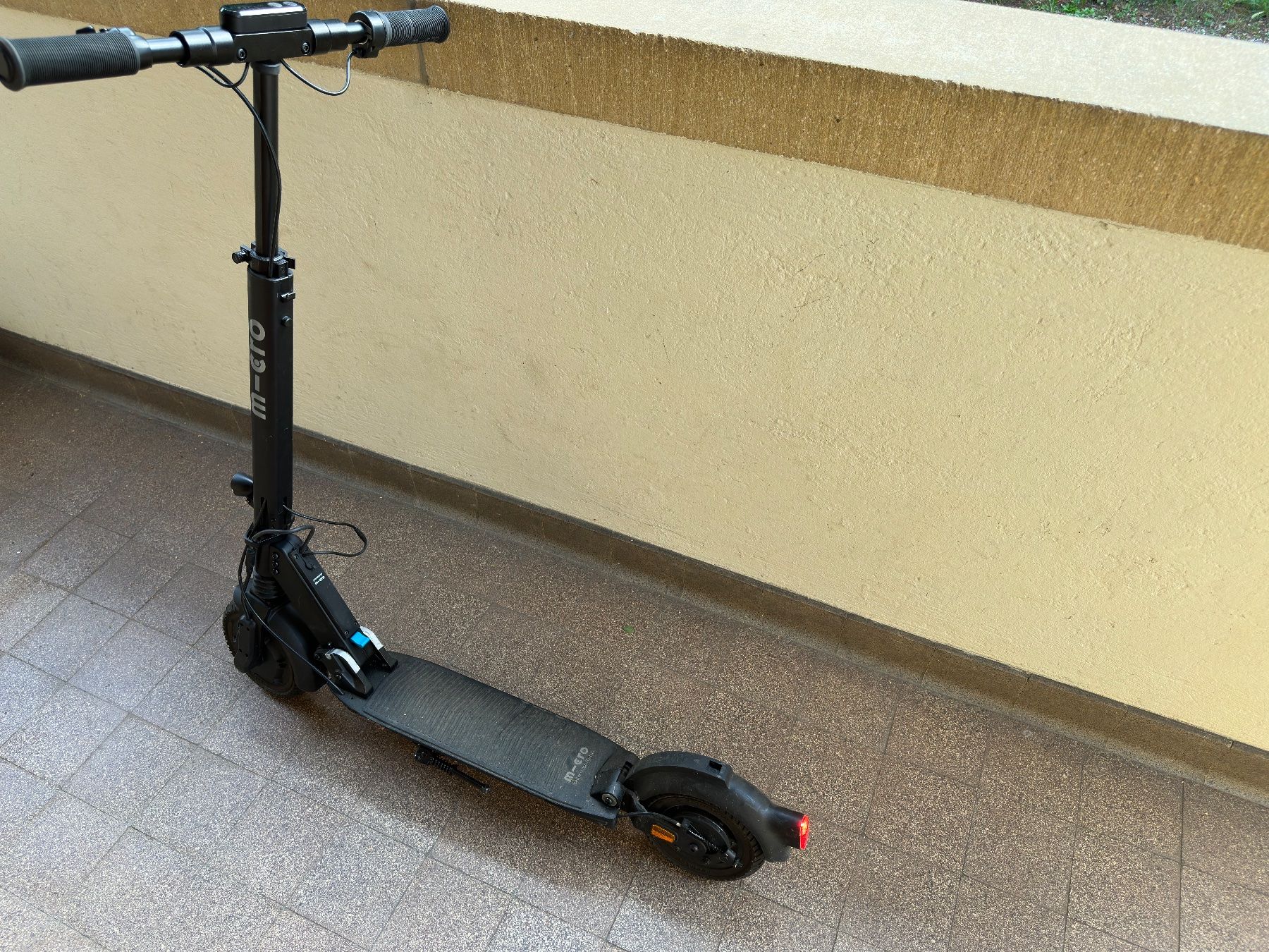 Micro Kickboard: Micro Explorer 2 E-Scooter – Usato da Kreuzlingen venduto da phi_vt7m 2