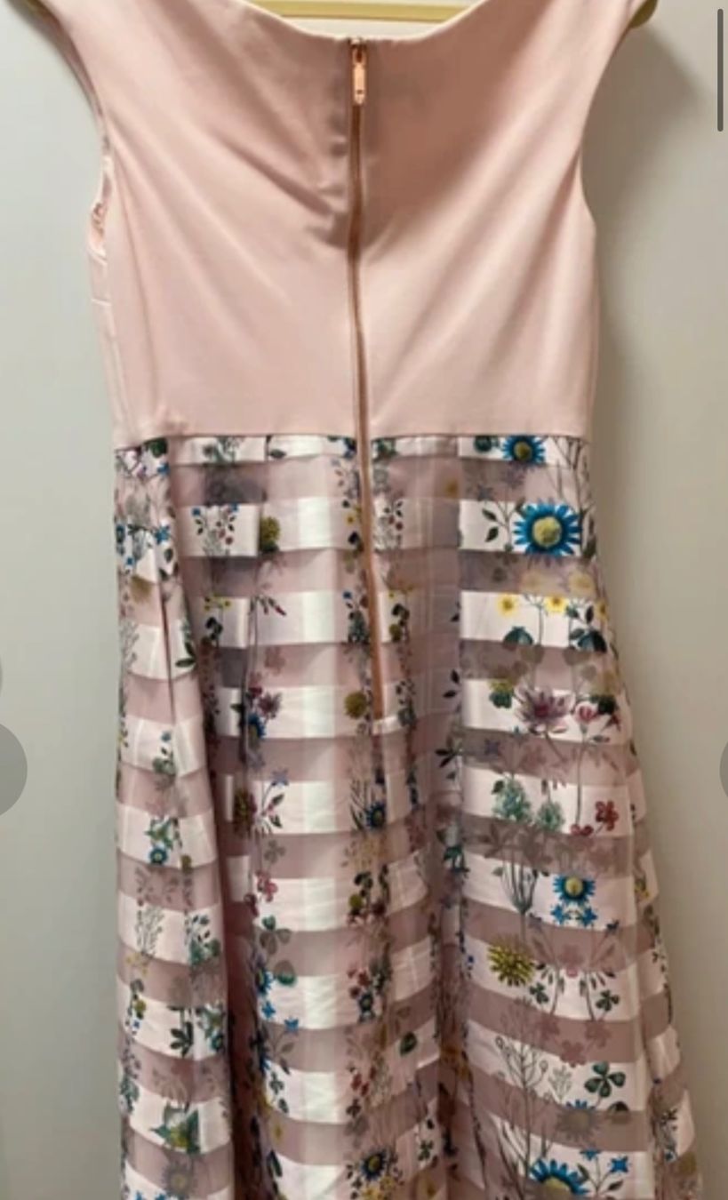 Ted Baker Vestiti: Ted Baker Kleid Grösse 3 – Usato da Oberwil BL venduto da BG-Verkauf 1
