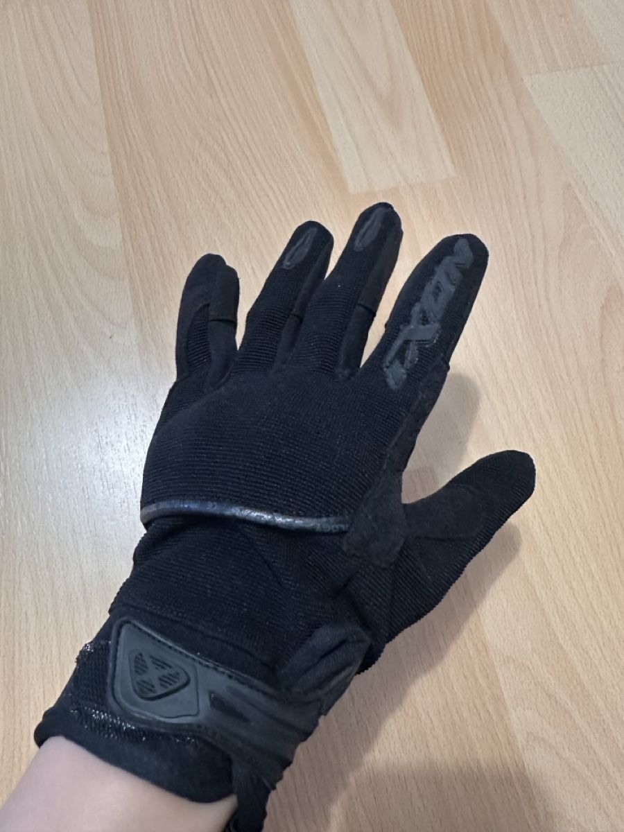 Ixon Guanti & manicotti: İxon Motorradhandschuhe – Nuovo (secondo la descrizione) da Bendern venduto da konyali