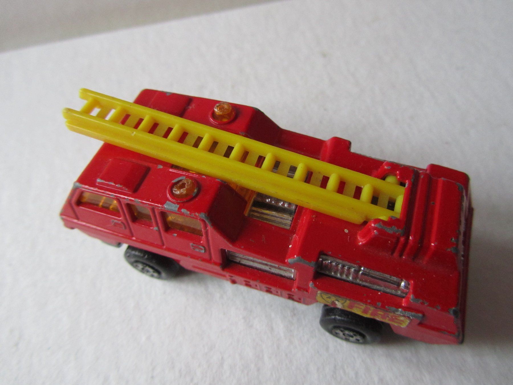 Matchbox Modellini d'auto: Blaze Buster, Matchbox Superfast, Nr. 22C – Usato da Weiningen ZH venduto da dietsch57 4