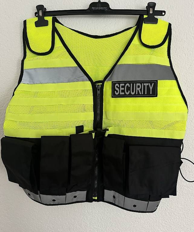 Gilet & Giacche: Sicherheitswesten ( Security westen )  – Usato da Kölliken venduto da bim_g9ds 1