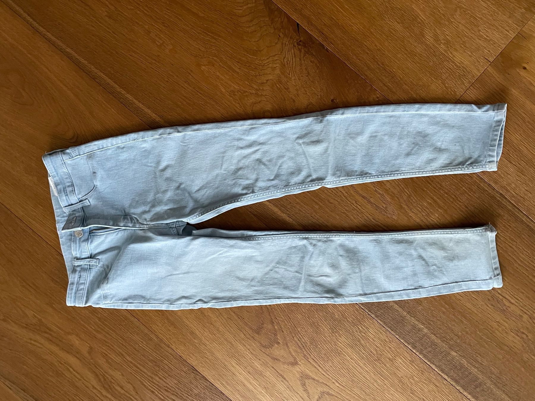 Hosen: Mädchen Jeanshosen – Gebraucht aus Seewen von dvh05