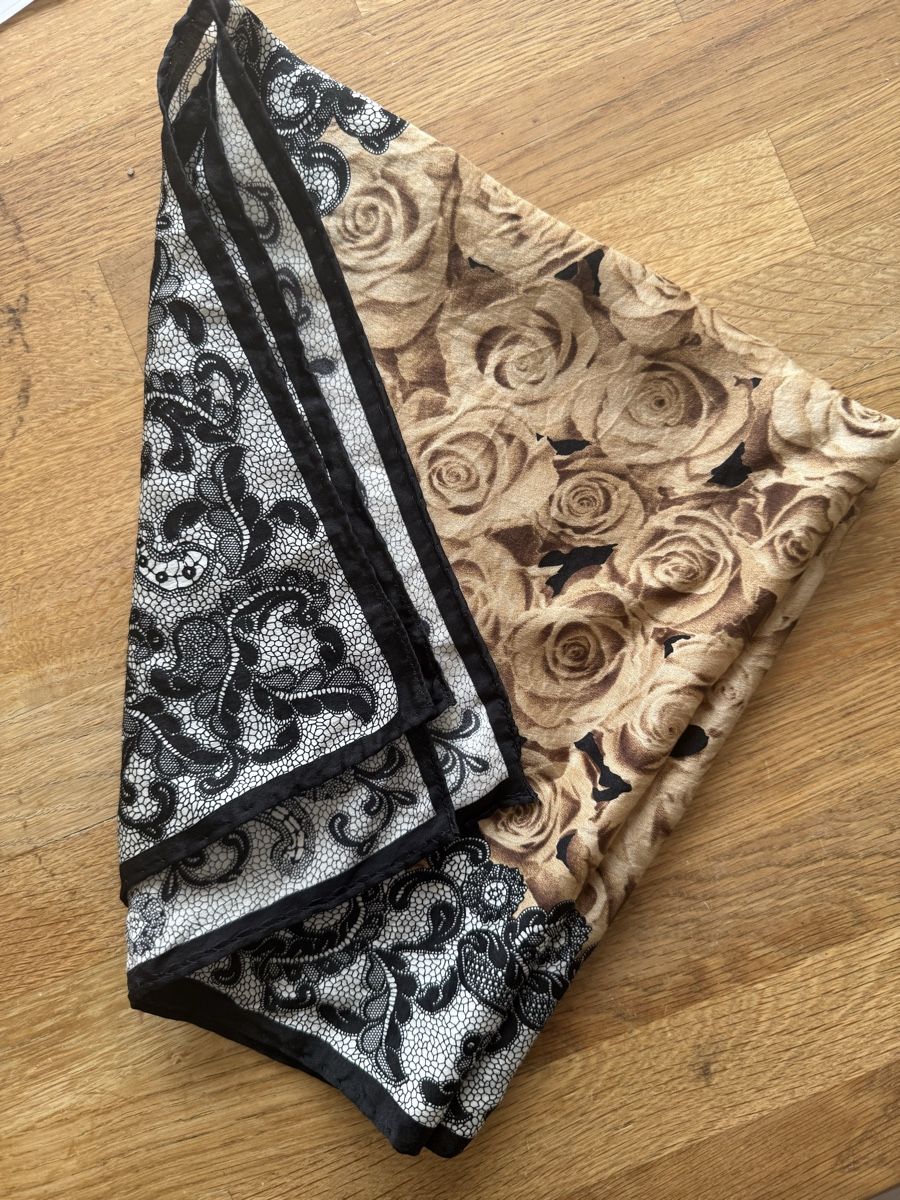 Foulards, Tücher & Schals: Seidentuch – Gebraucht aus Meilen von NHirs96 1