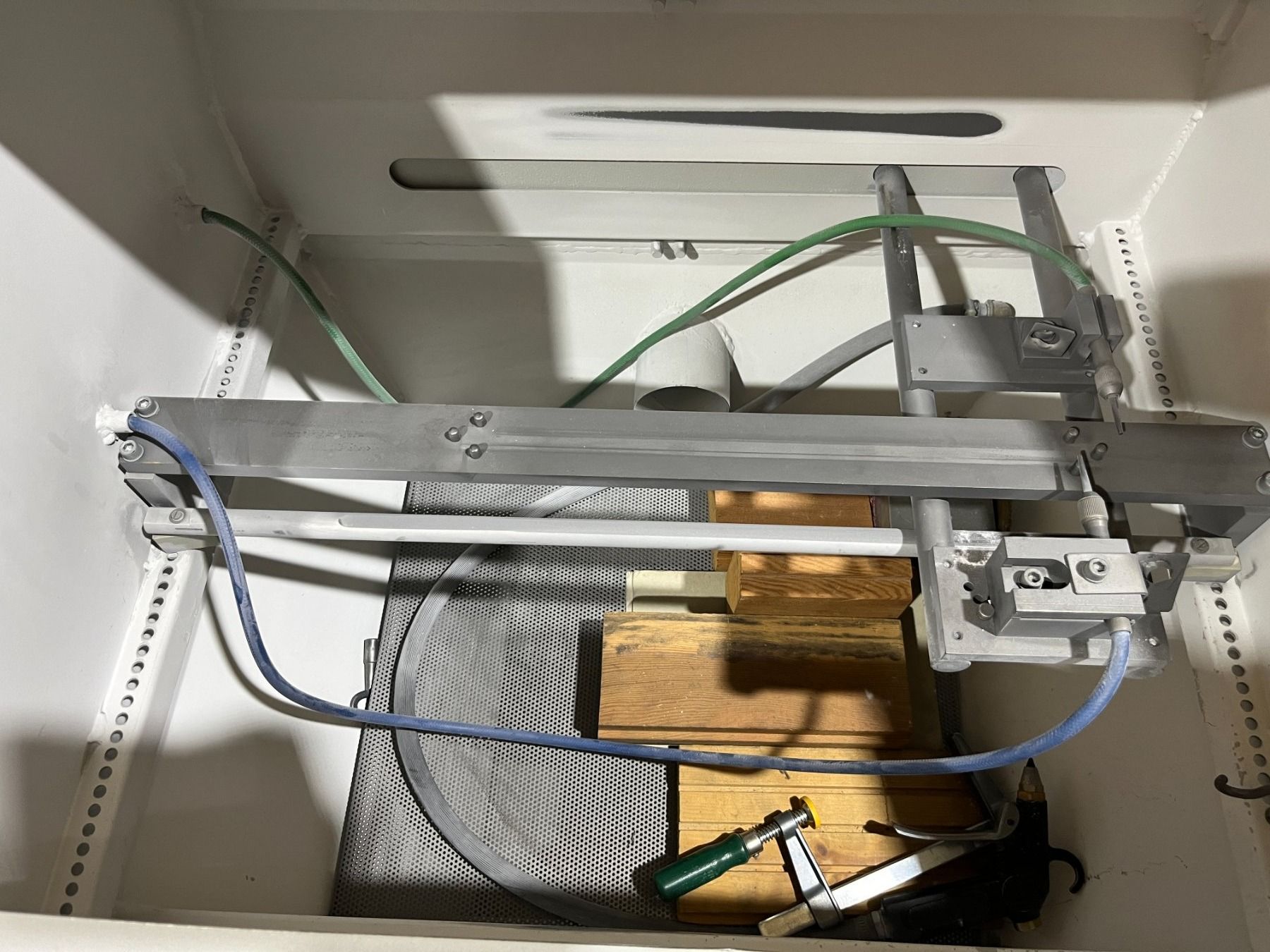 Alimentazione elettrica: Sandstrahlanlage ink Schrittmotor – Usato da Belp venduto da machrismo24 4