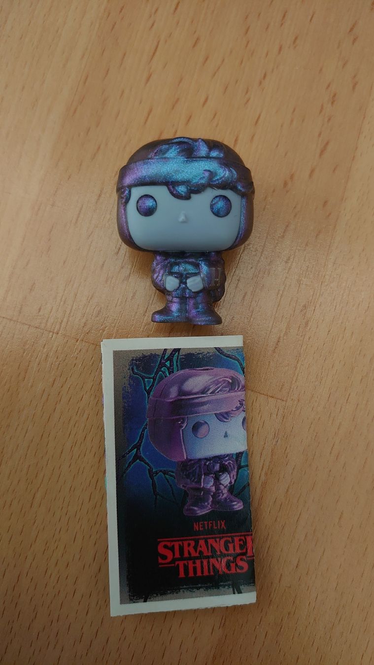 Funko Statuette: Kinder Joy Stranger things Dustin Upsidedown – Nuovo (secondo la descrizione) da Oberbüren venduto da cas_hnn7