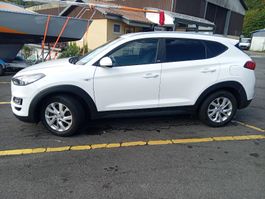 HYUNDAİ TUCSON 1.6 T-GDI ESSENCE