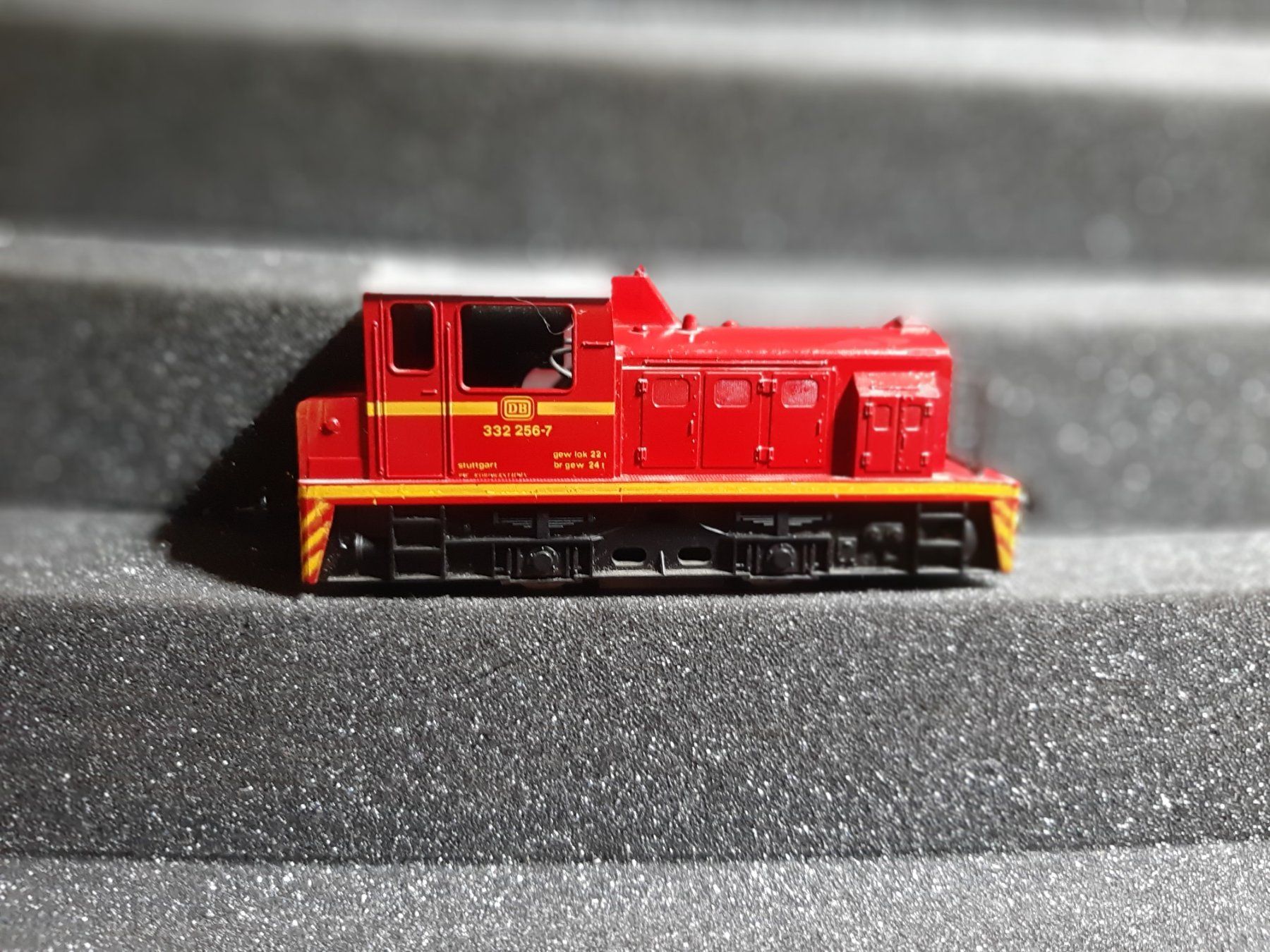 Lima Modelleisenbahnen: LIMA 332 256-7 REF.4 – Gebraucht aus Avully von RIVALIS 1