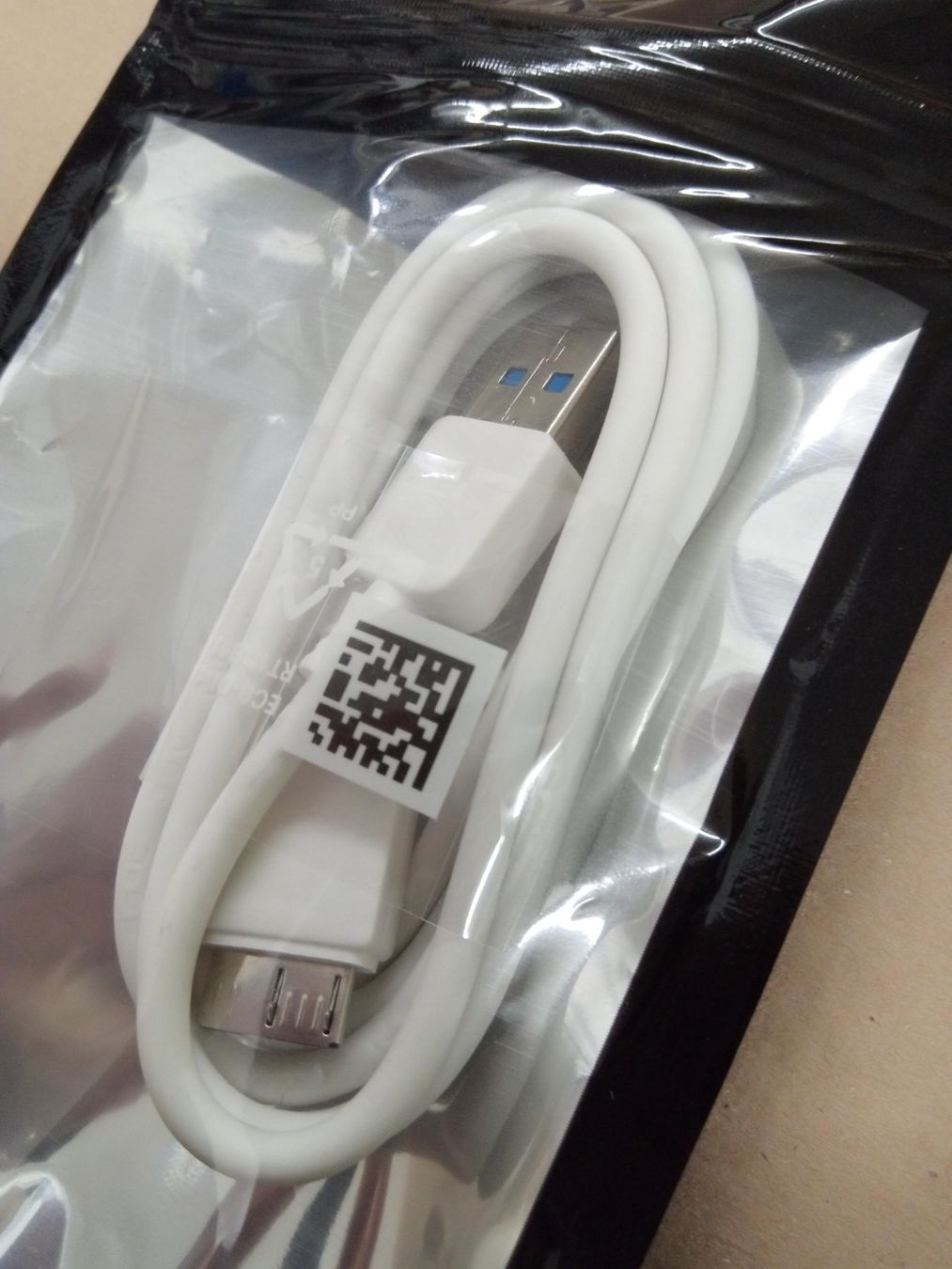 Kabel: MicroUSB 3.0 zu USB Kabel, Weiss – Neu und originalverpackt aus Ermatingen von rik4rdo