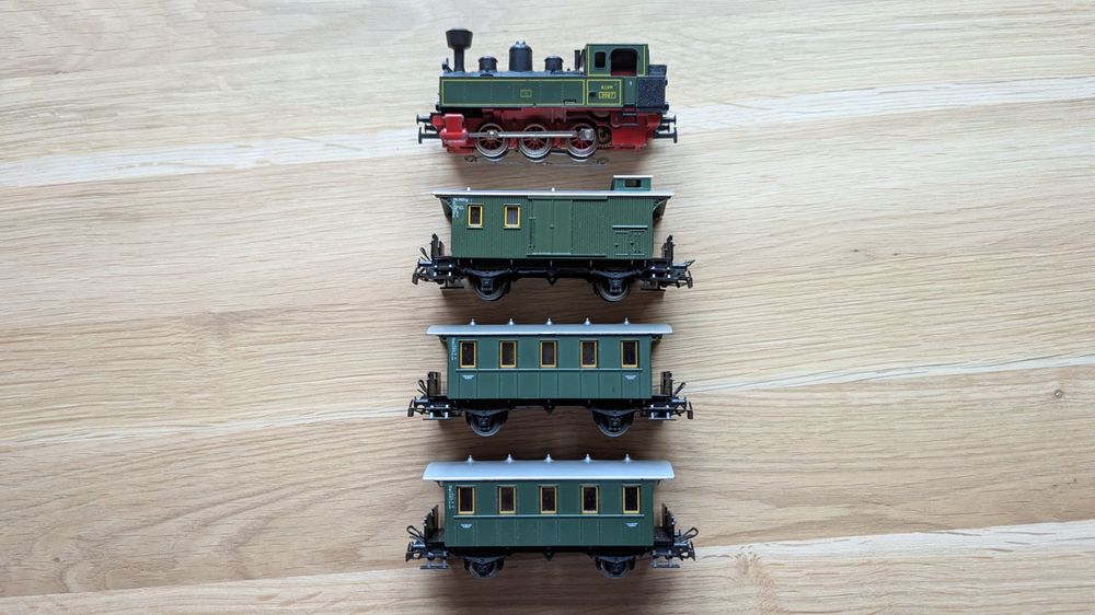 Märklin Trains électriques: Locomotive et wagons Märklin. – D'occasion à montcherand par Niollu 4