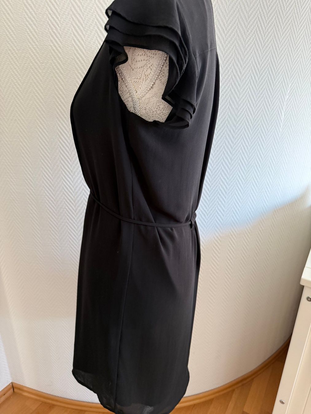 H&M Vestiti: Schwarzes Kleid Grösse S – Usato da Kirchdorf AG venduto da coco123 1