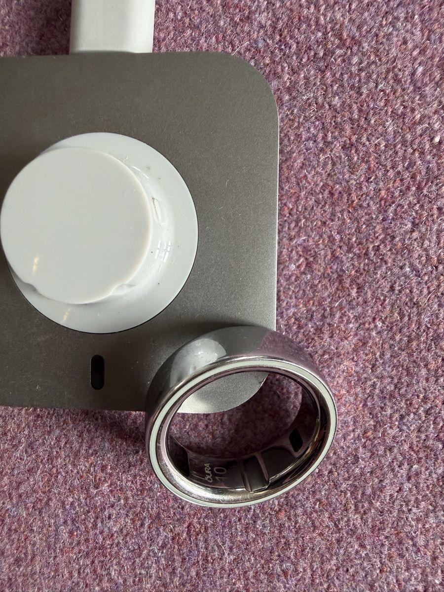 Bagues: Oura Ring 4, Grösse 10, silber – D'occasion à Wohlen AG par Fleuritta 1