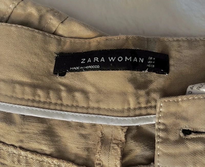 Zara Pantaloni: Pantalon beige coupe droite – Usato da Bernex venduto da claraaaa4 2