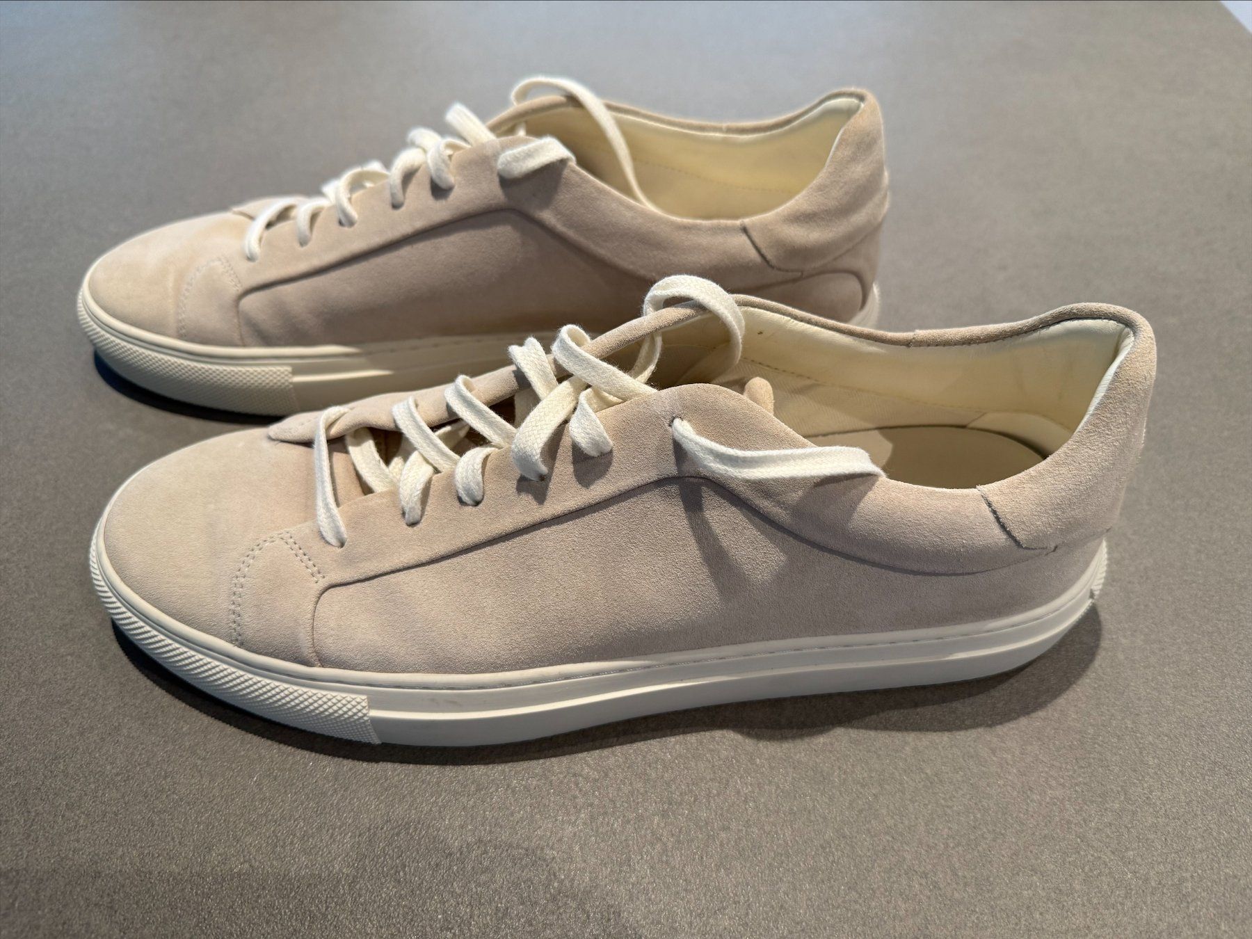 Massimo Dutti Scarpe da uomo: Massimo Dutti Sneaker (Rauleder, Grösse 44) – Usato da Rain venduto da SRIC01 1