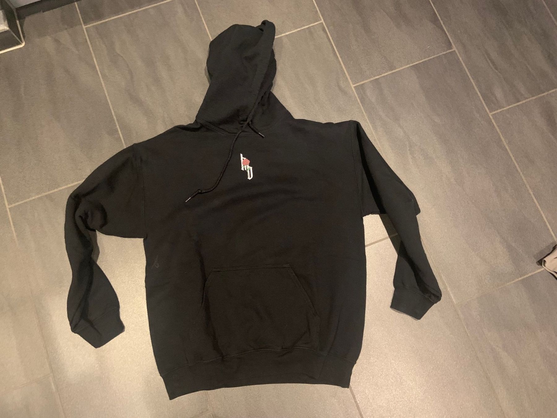 Lotti di vestiti: 4 Kapuzenpulli Hoodies Grösse M – Usato da Deitingen venduto da haba03 2