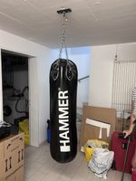Boxsack von Hammer mit Deckenhalterung