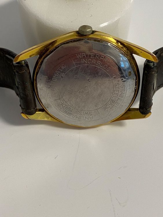Montre Vintage Sunset Automatique 17 Rubis - Boîtier Or 34mm, Cadran Doré, Bracelet Cuir Noir - Occasion