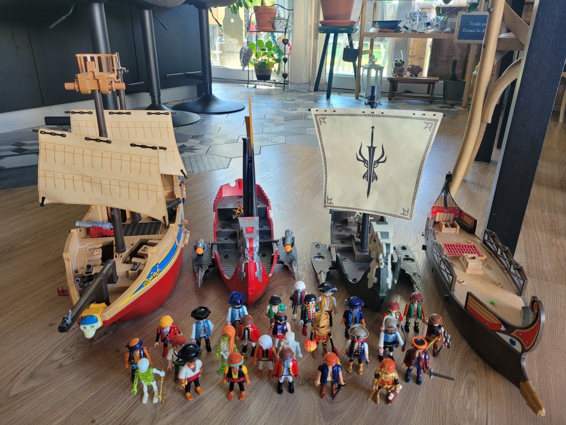 Playmobil Spielzeuge: Lot de Playmobil "Pirates" Bateaux et personnages – Gebraucht aus Noville von Noisette83 4