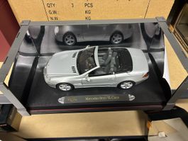 Maisto Mercedes-Benz SL-Class 1:18 silber