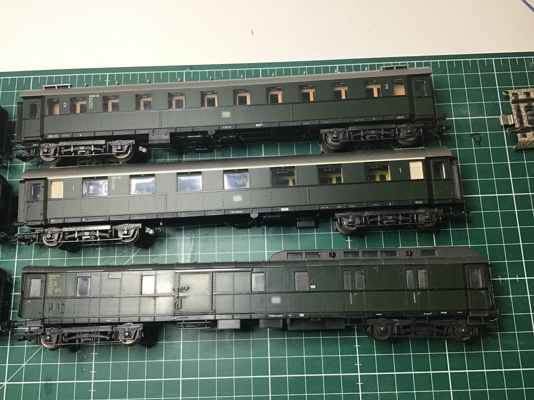 Liliput Modellini di ferrovie: DB NOSTALGIEZUG 5 WAGEN LILIPUT H0 – Usato da Männedorf venduto da Spezial-Modelle 2