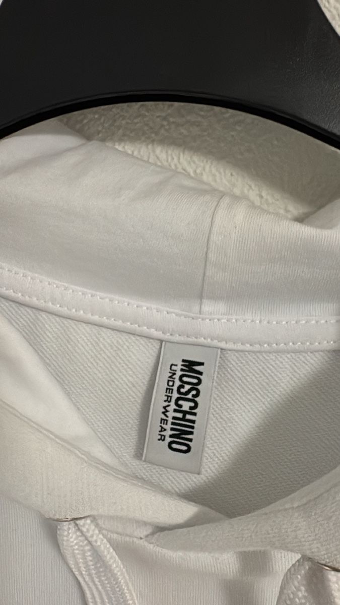 Maglioni & Felpe: MOSCHINO Hoodie – Nuovo (secondo la descrizione) da Dietlikon venduto da nelden 2