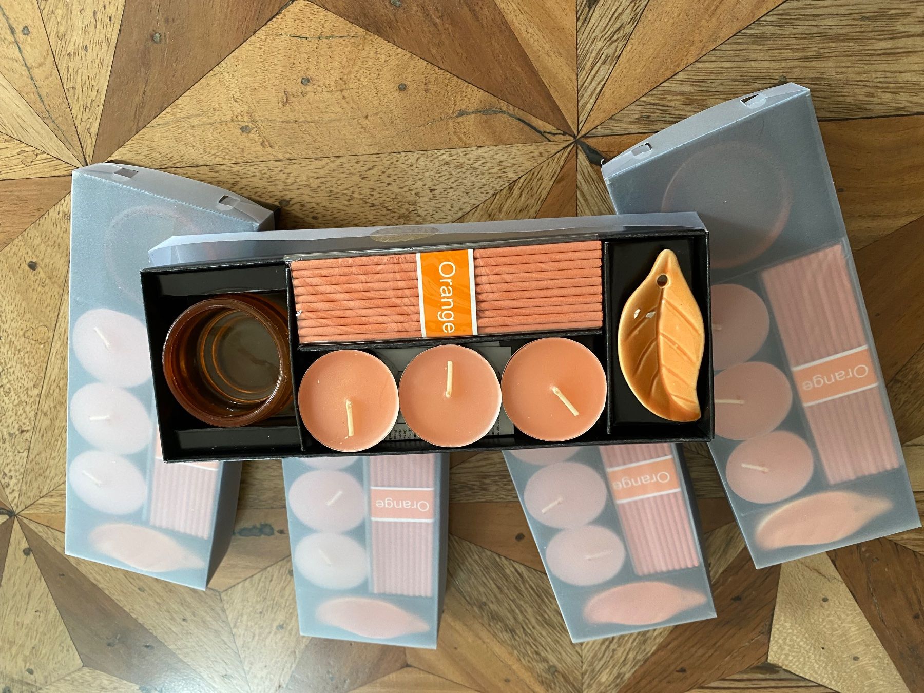 Candele: 5 x Duft-Set: Kerzen, Räucherstäbchen, Halter – Nuovo (secondo la descrizione) da Stadel b. Niederglatt venduto da sandart