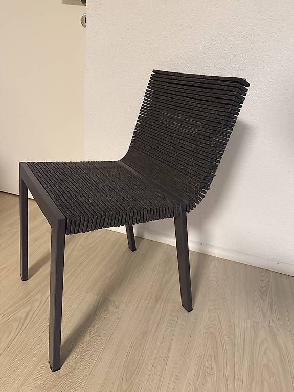 Stühle: Lots de 6 chaises designer  – Gebraucht aus Crissier von Noah.2003