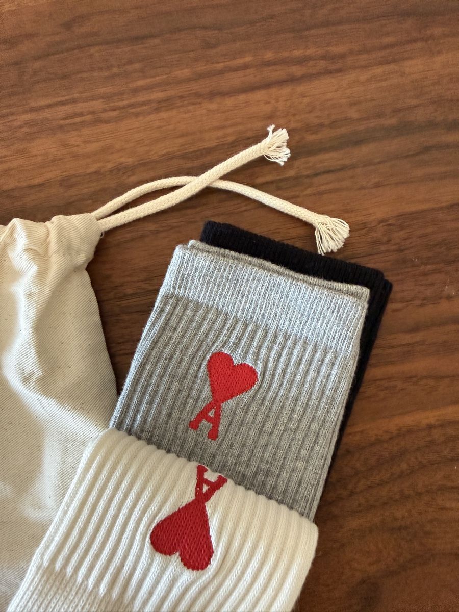 Chaussettes: Ami Paris Socken – Neuf avec emballage d'origine à Bülach par Epicst0re 2