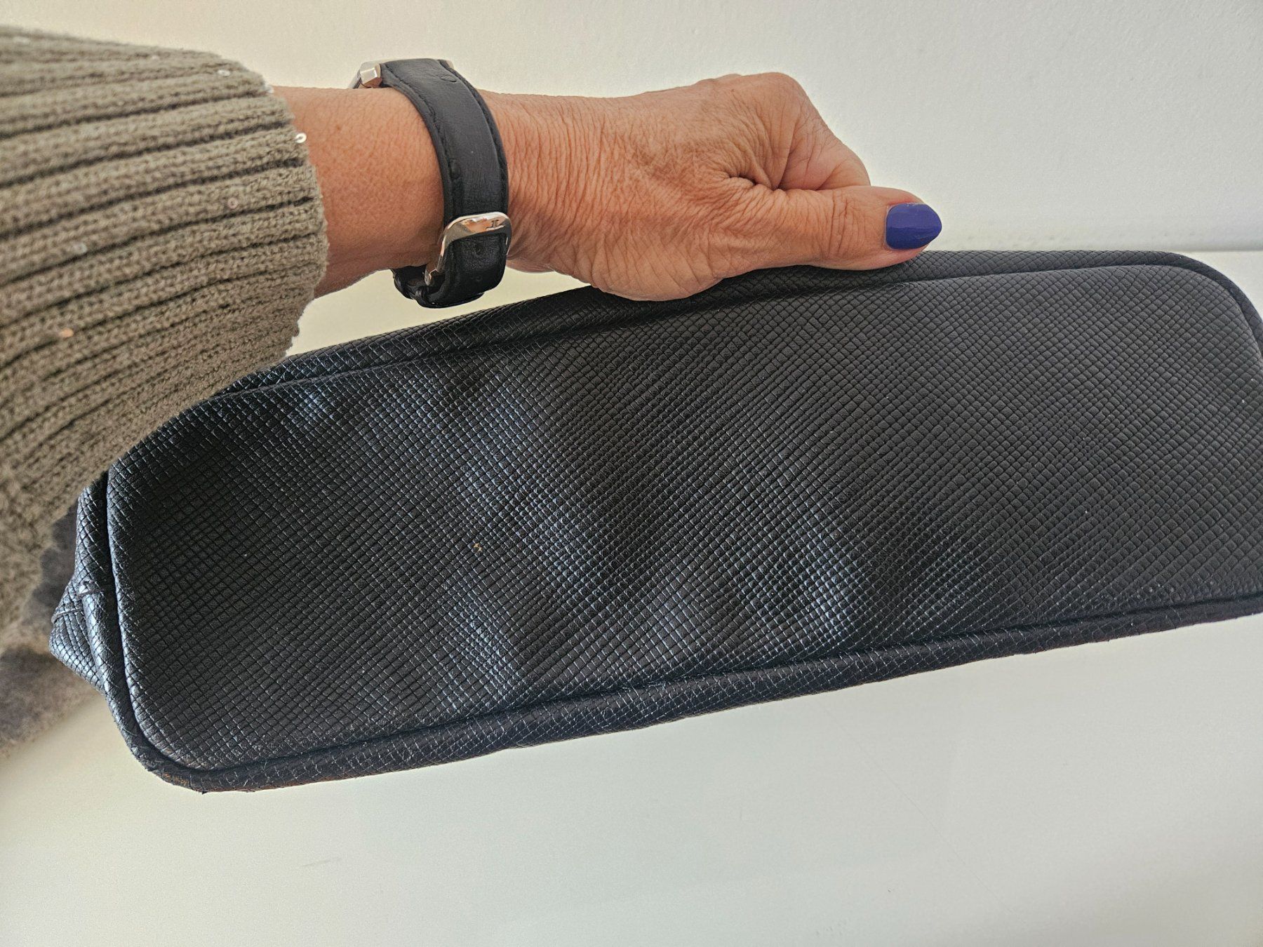 Longchamp Borse da donna: Longchamp Hobo Tasche Schwarz Silber – Usato da Bern venduto da Alea6892 6