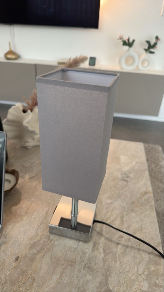 Lampade: Nachttisch-Lampe mit Stoffschirm - mit Sensor Dimmung – Nuovo (secondo la descrizione) da Elsau venduto da shoppa2