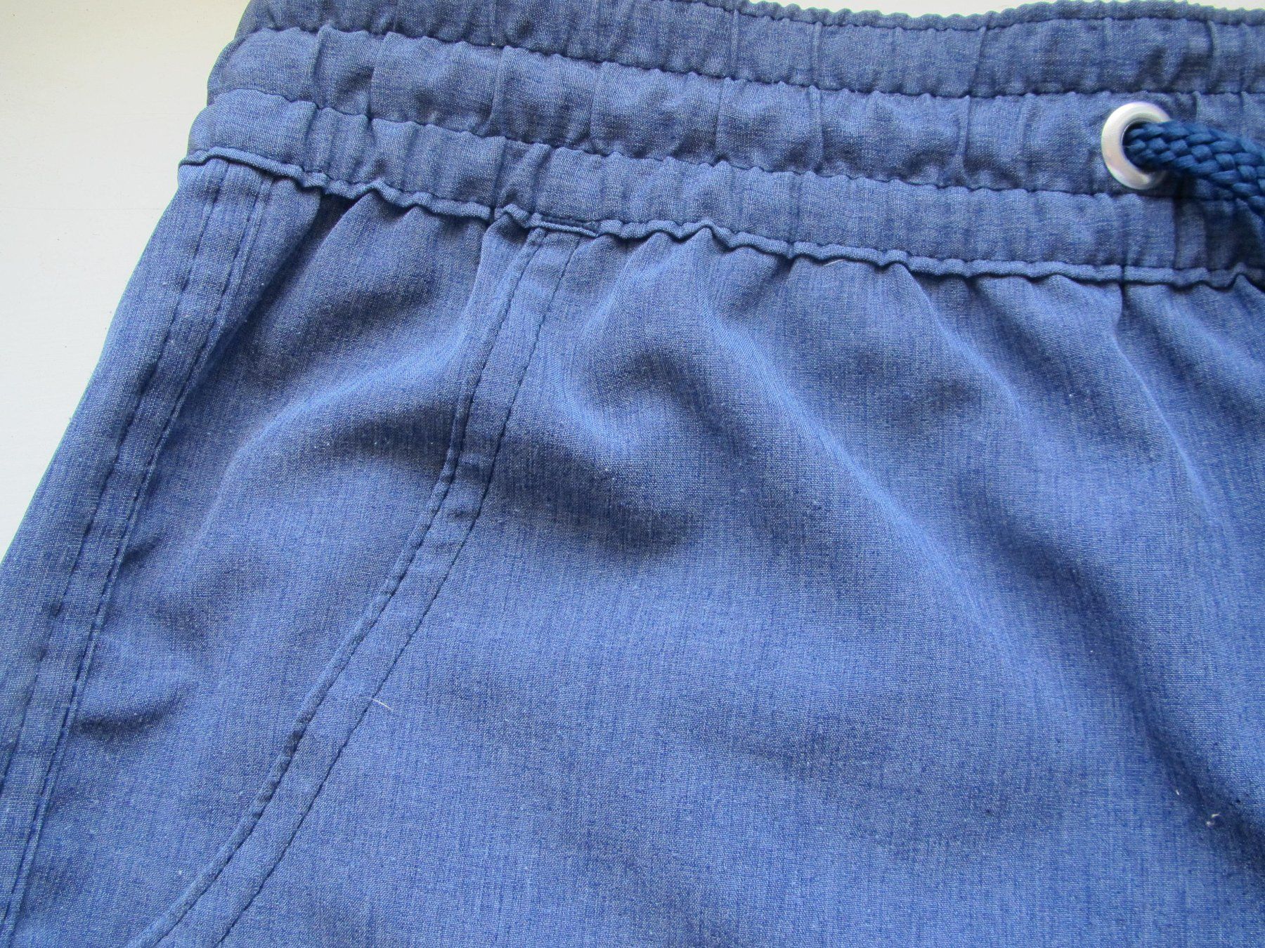 Pantaloni: SHORT MARC ALAIN NEUF – Nuovo (secondo la descrizione) da Murten venduto da Selliot 1