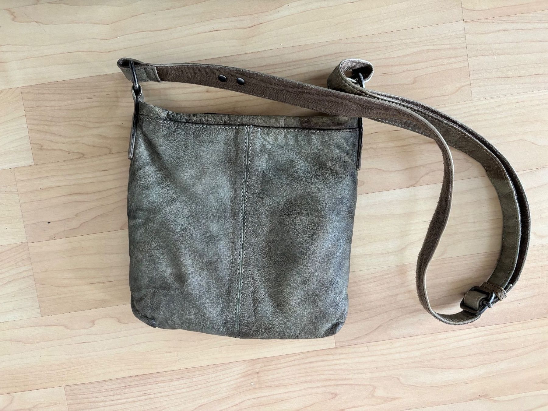FredsBruder Borse da donna: Lederhandtasche Freds Bruder – Usato da Rotkreuz venduto da Bonito77 1