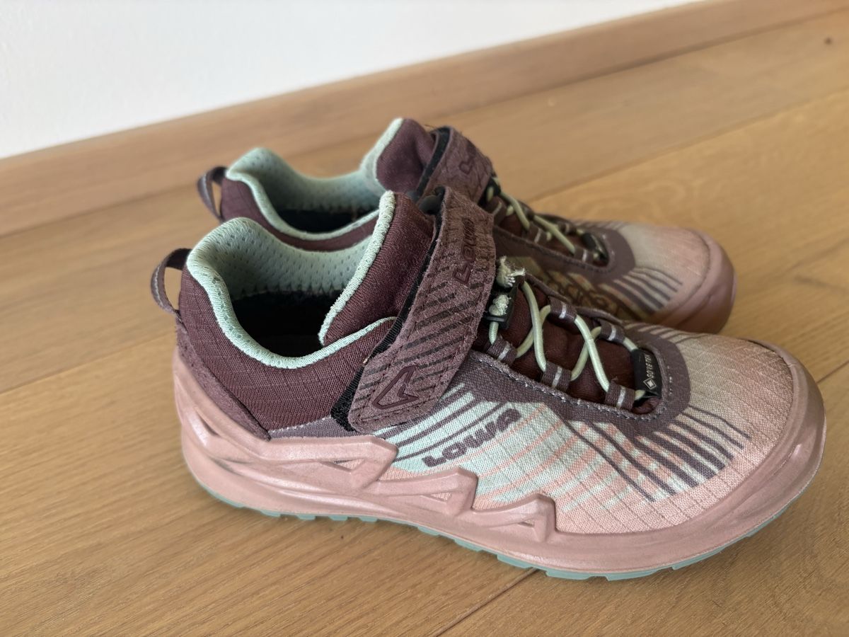 Lowa Scarpe per ragazze: Lowa Bergschuhe Kinder Gr. 31 – Usato da Widnau venduto da davidon 1