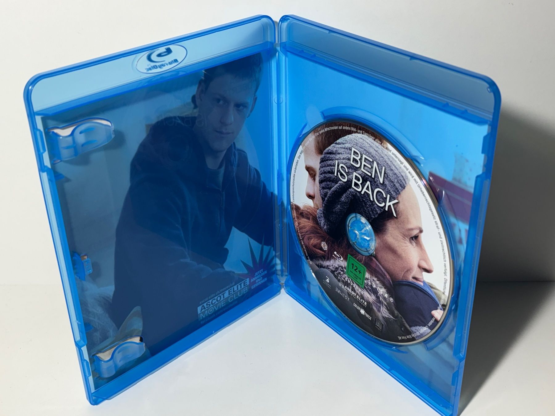 Tous les DVDs: Ben is Back Blu Ray – D'occasion à Wilderswil par Sstriker 2
