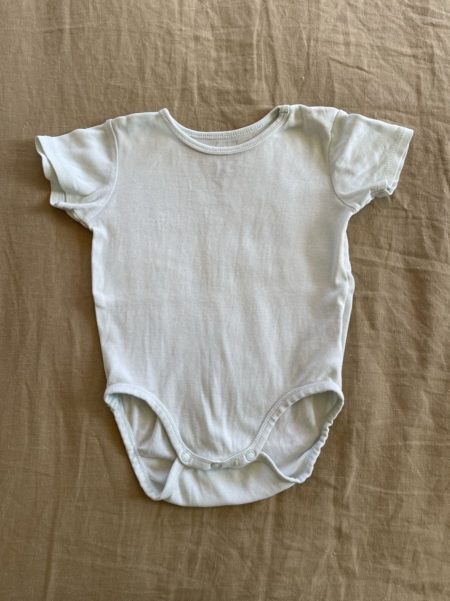 H&M Biancheria intima: H&M Body Gr. 74 kurzarm – Usato da Hirzel venduto da carta9