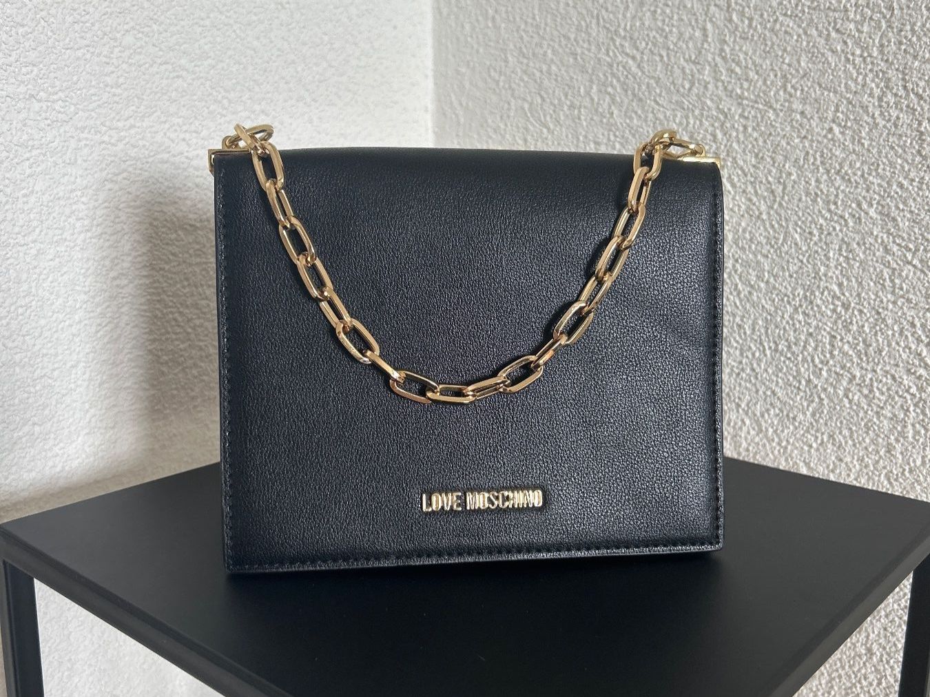 Moschino Borse da donna: Moschino Handtasche Schwarz – Usato da Neuchâtel venduto da lg31_xyz