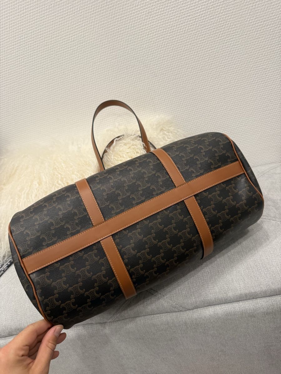 Celine Borse da donna: Celine Triomphe Tasche Np. 2250.- Fr – Usato da Ellighausen venduto da privateseller 2