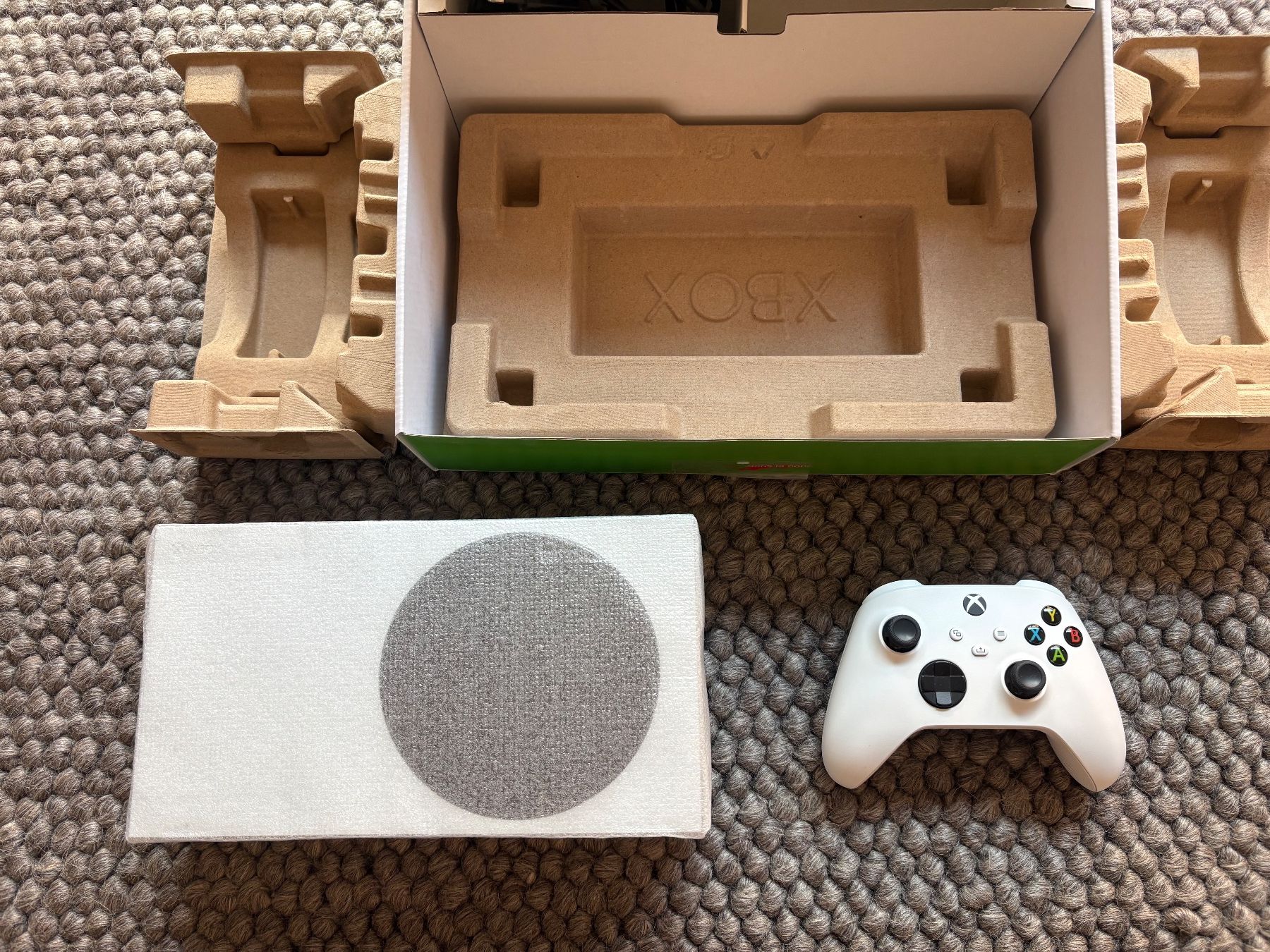 Microsoft Konsolen: Xbox Series S – Neu (gemäss Beschreibung) aus Zollikofen von chr_ltx5