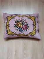 Coussin brodé