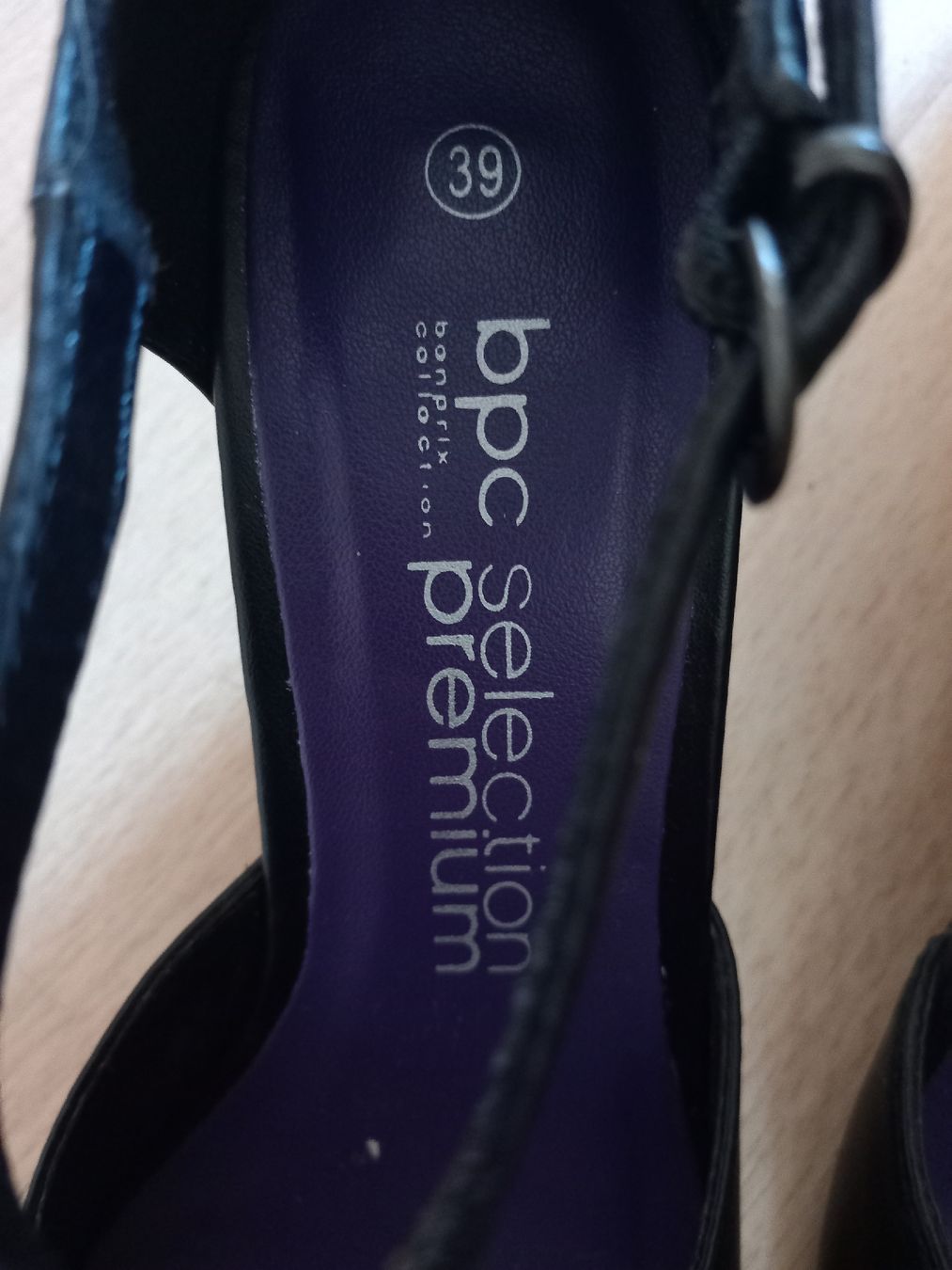 Scarpe da donna: Escarpins noirs bpc Taille 39 – Usato da Faoug venduto da per_kp6r 3