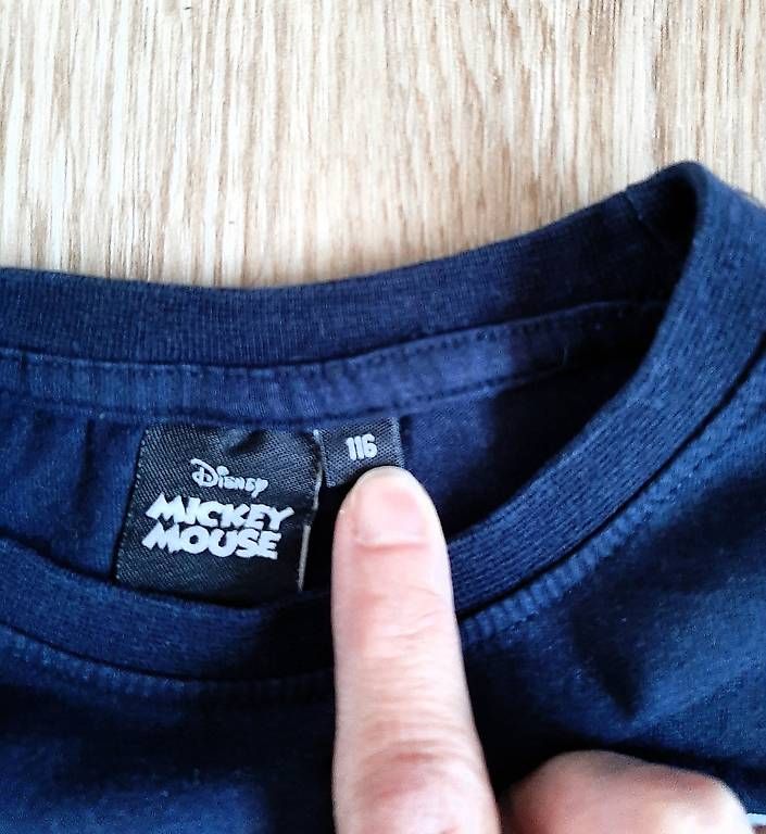 Maglioni & Felpe: Herziges Langarmshirt mit Mickey Mouse blau Gr. 116 – Usato da Bütschwil venduto da enzian008 1